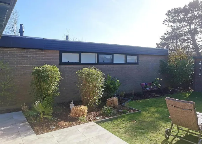 Inviting With Private Garden *